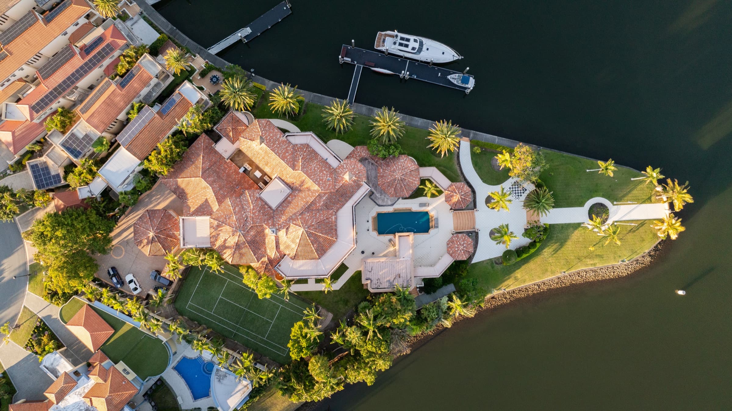Bellagio Gold Coast — estate interior